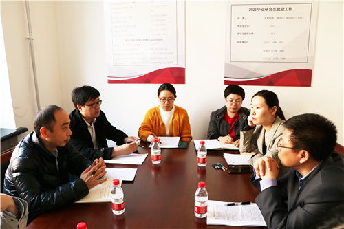 我校與內(nèi)蒙古伊利實(shí)業(yè)集團(tuán)股份公司舉行技術(shù)交流活動(dòng)
